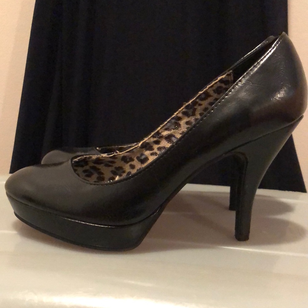 Black heels